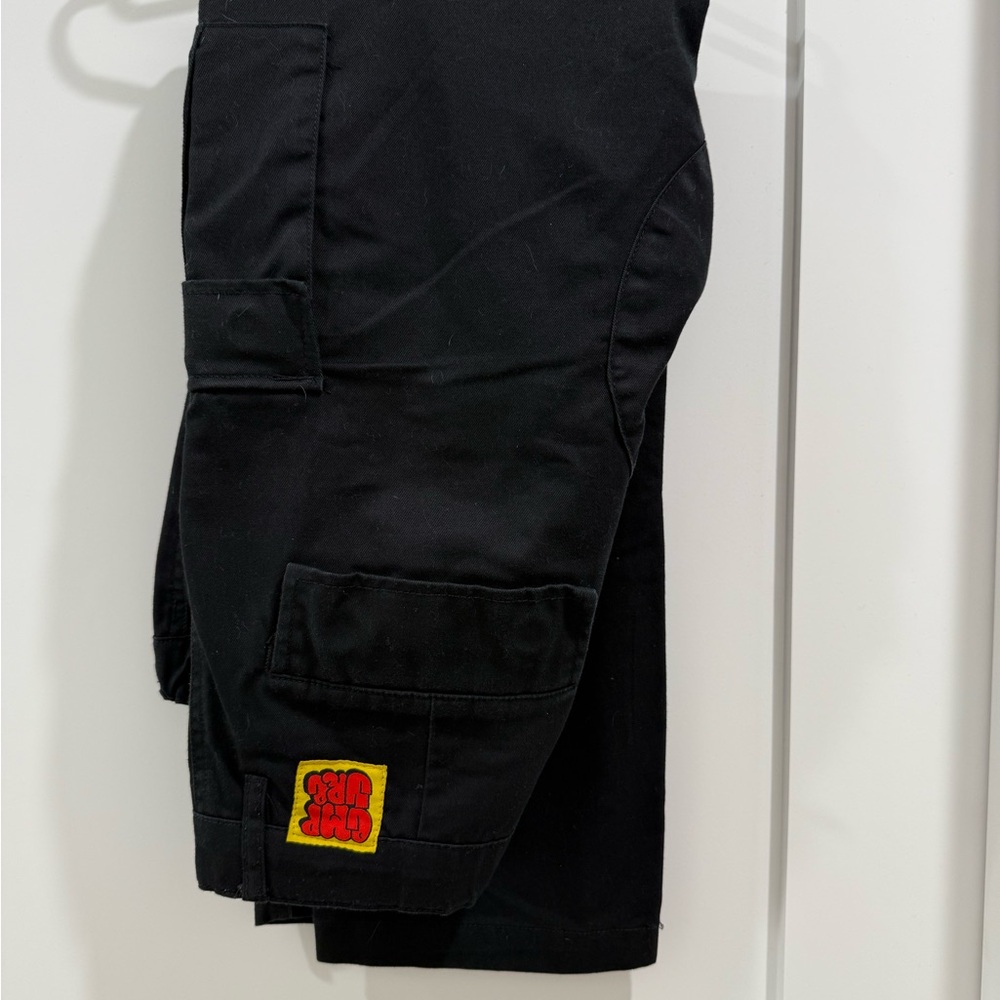 Empyre boys Sz 27 Black Cargo Pants w/ Logo, hardly worn! Adjustable waist.